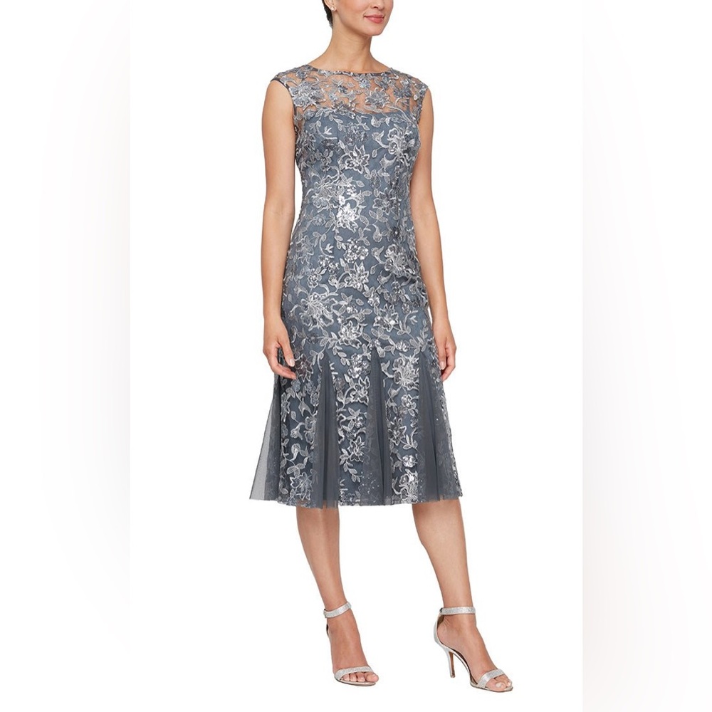 NWOT Alex Evenings Embroidered Fit& Flare  Sequin Cocktail Midi Dress Size 6